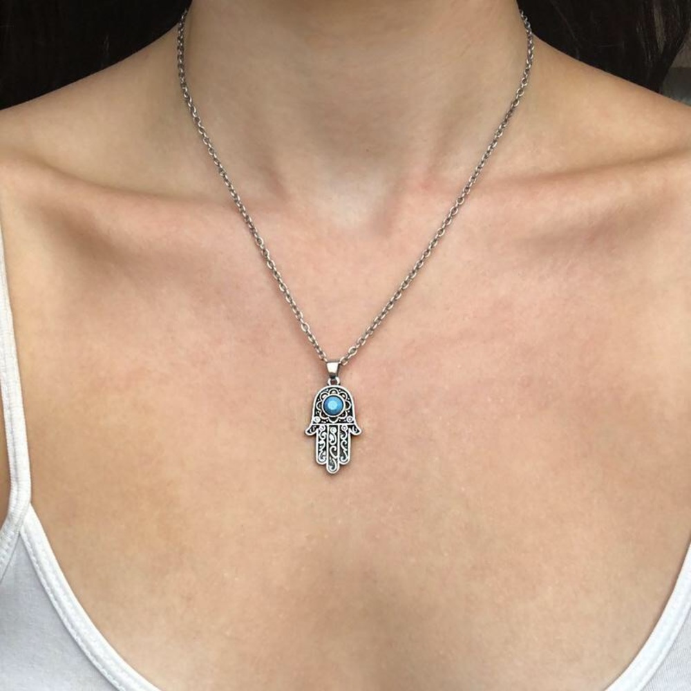 VINTAGE SILVER TURQUOISE HAMSA NECKLACE